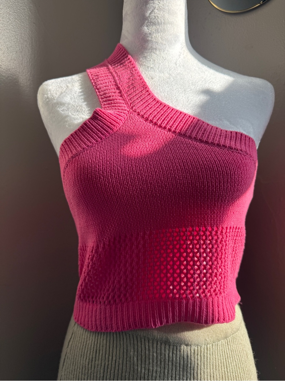 Zara Asymmetric One-Shoulder Knit Crop Top - Bright Pink